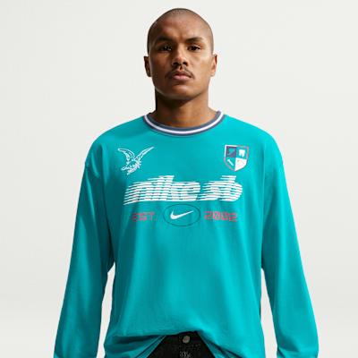 Nike SB Long-Sleeve Skate T-Shirt. Nike.com